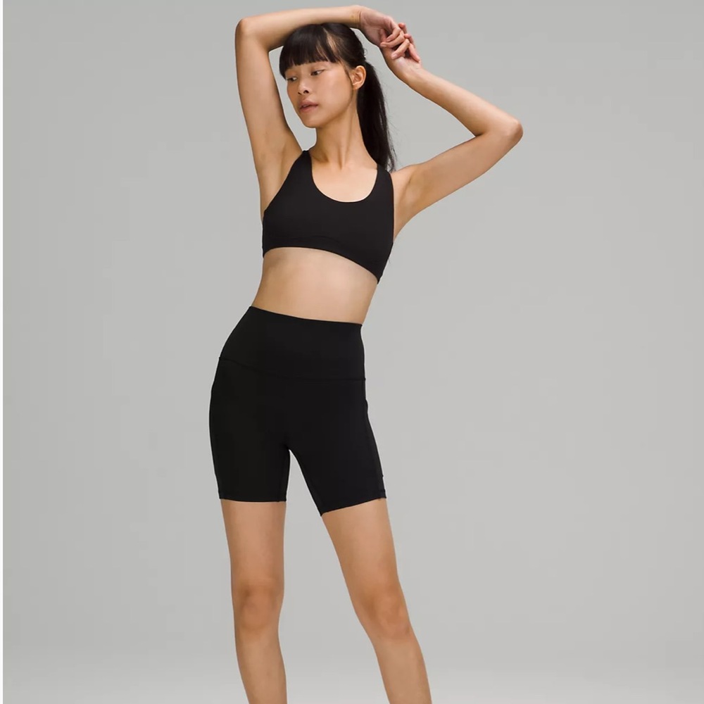 Lululemon Align High Rise Short with Pockets 6”
